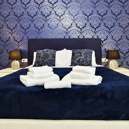 Maschio Angioino 4* Неаполь